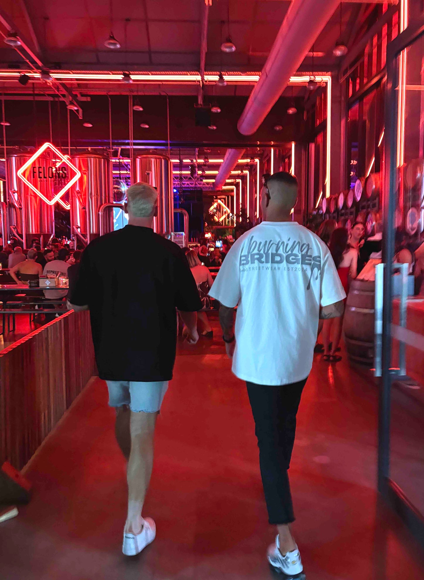 BB FLAGSHIP TEE - WHITE