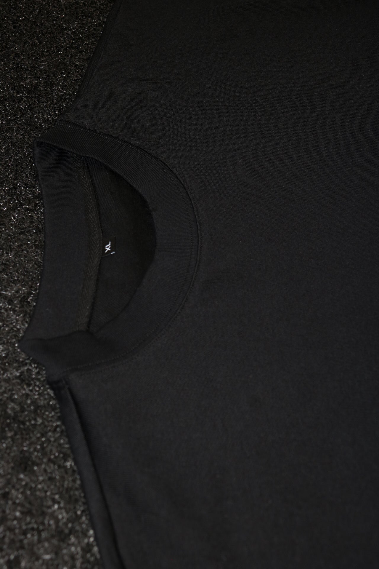 BB FLAGSHIP TEE - BLACK