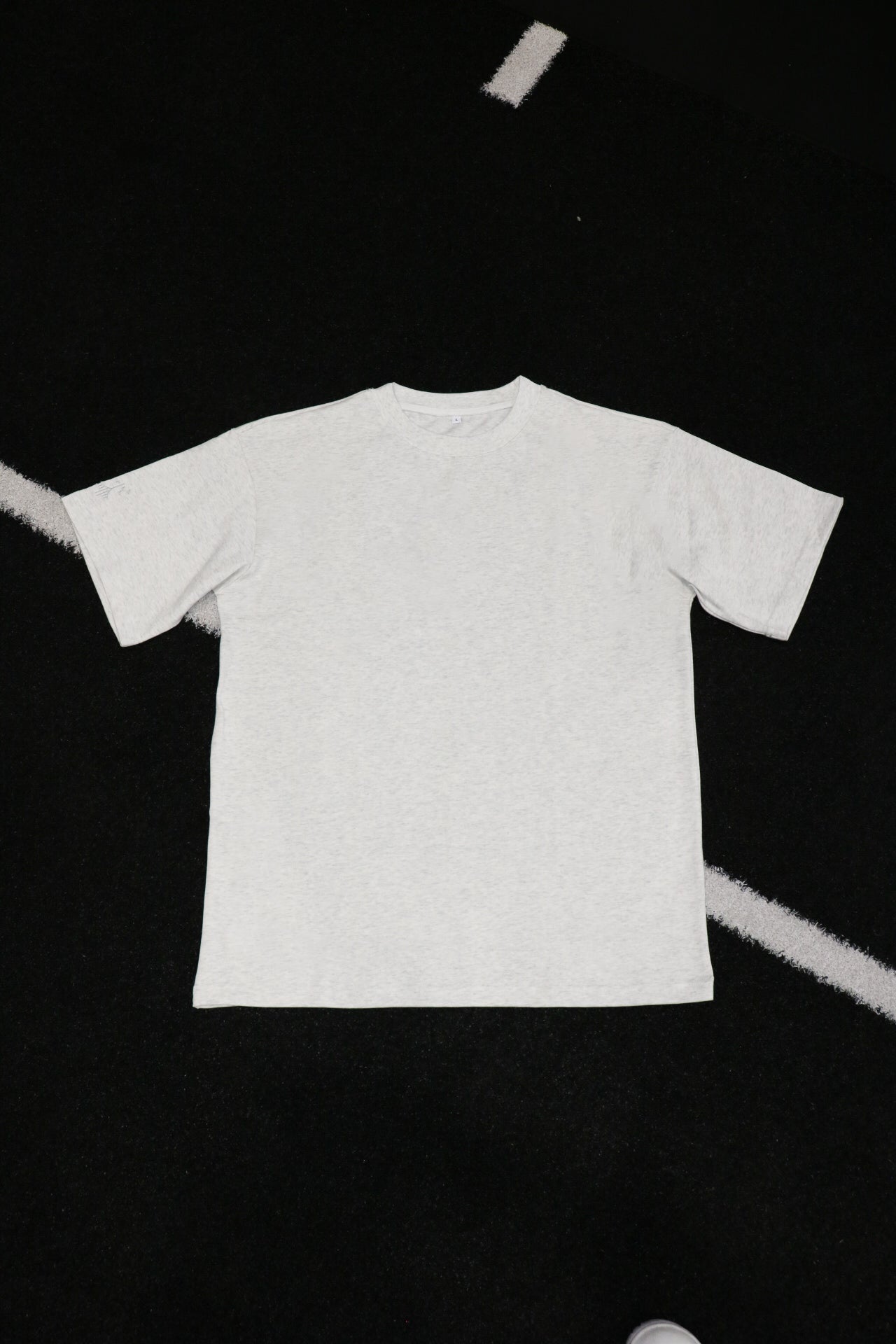BB FLAGSHIP TEE - GREY