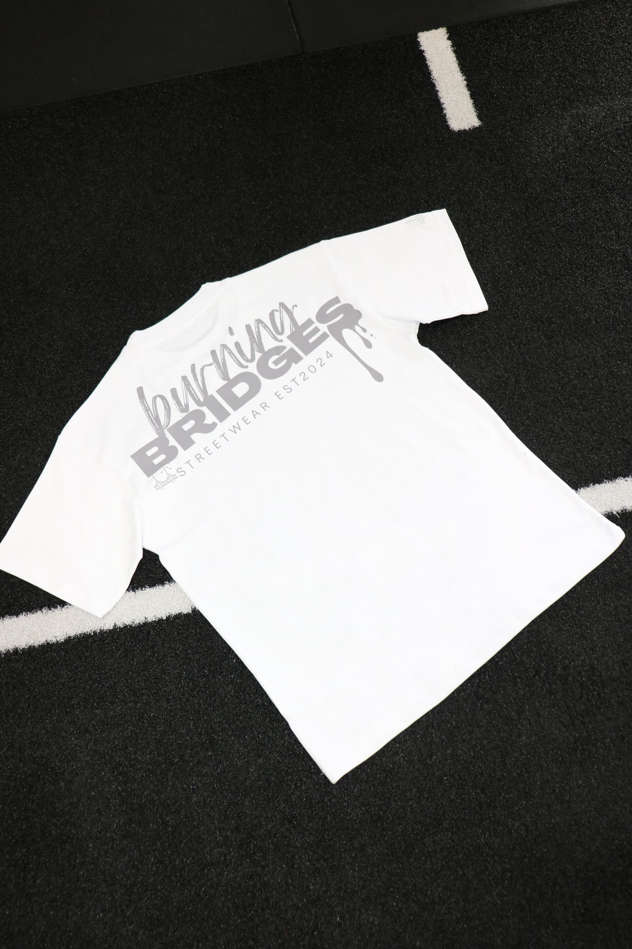 BB FLAGSHIP TEE - WHITE